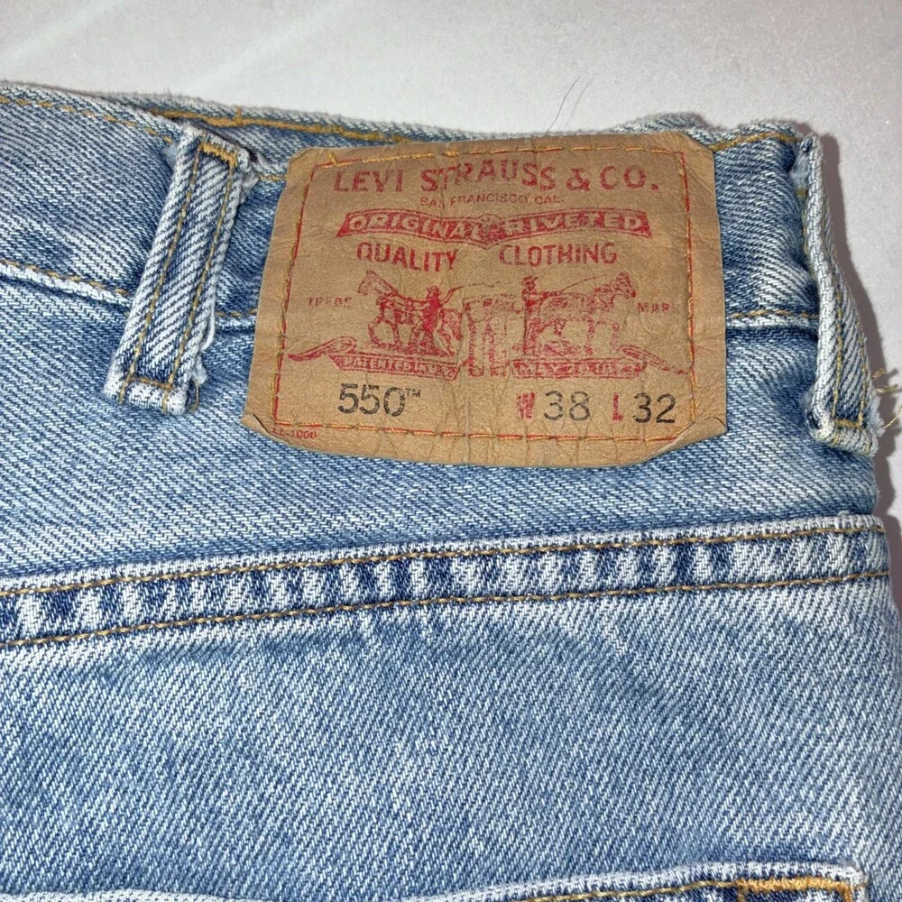 Levi Strauss 550 Relaxed Fit Y2K Jeans Men’s 38x32 (Waist 35)‎ Blue